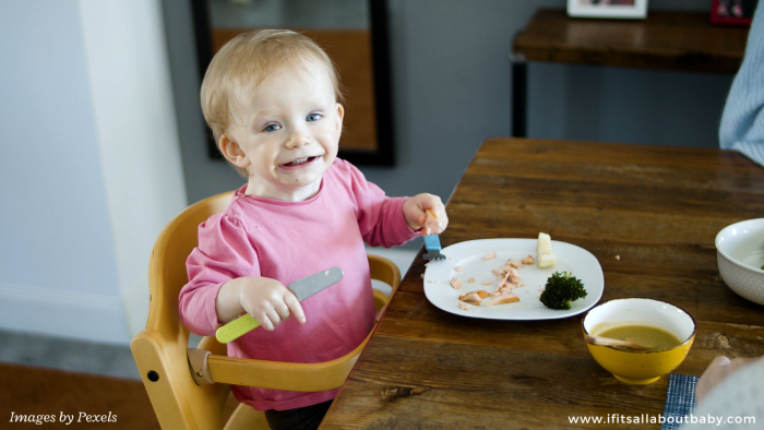 4 Ways Baby-Led Weaning Nurtures Your Child’s Development